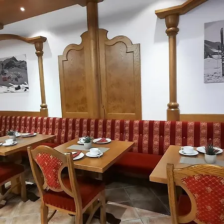Szálloda Garni Belvedere Ischgl