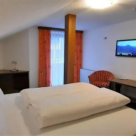 Garni Belvedere Ξενοδοχείο 3*