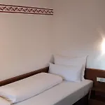 فندق Garni Belvedere 3*