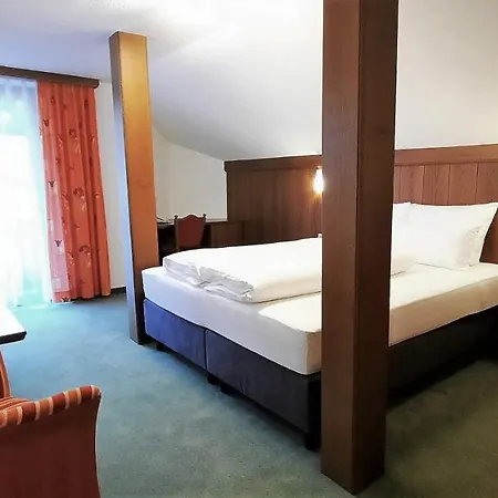 Garni Belvedere 伊施格尔